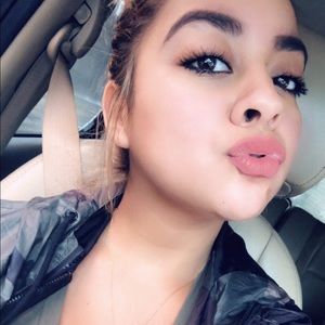 Meet your Posher, Maritza